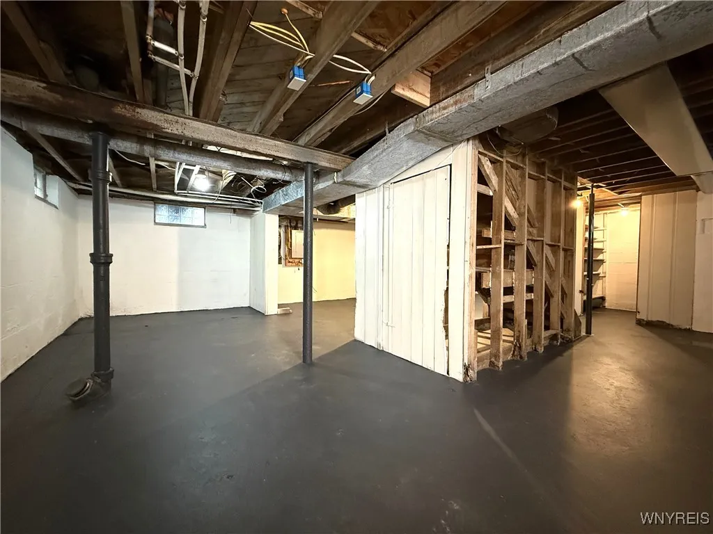 348 Capen Boulevard, Amherst, New York 14226, Amherst, New York 14226, 3 Bedrooms Bedrooms, 9 Rooms Rooms,1 BathroomBathrooms,Residential,Closed,348 Capen Boulevard, Amherst, New York 14226,0,B1632980