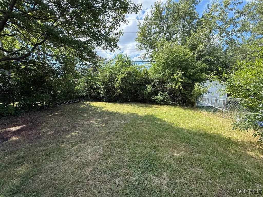 348 Capen Boulevard, Amherst, New York 14226, Amherst, New York 14226, 3 Bedrooms Bedrooms, 9 Rooms Rooms,1 BathroomBathrooms,Residential,Closed,348 Capen Boulevard, Amherst, New York 14226,0,B1632980