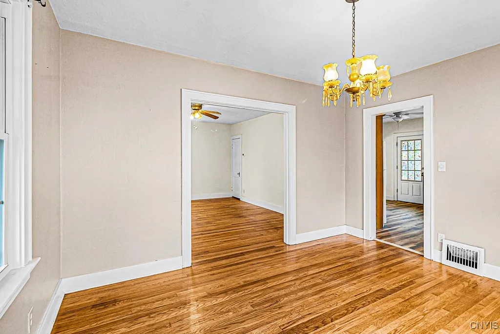 124 Richardson Avenue, Utica, New York 13502, Utica, New York 13502, 3 Bedrooms Bedrooms, 7 Rooms Rooms,1 BathroomBathrooms,Residential,For Sale,124 Richardson Avenue, Utica, New York 13502,S1632790