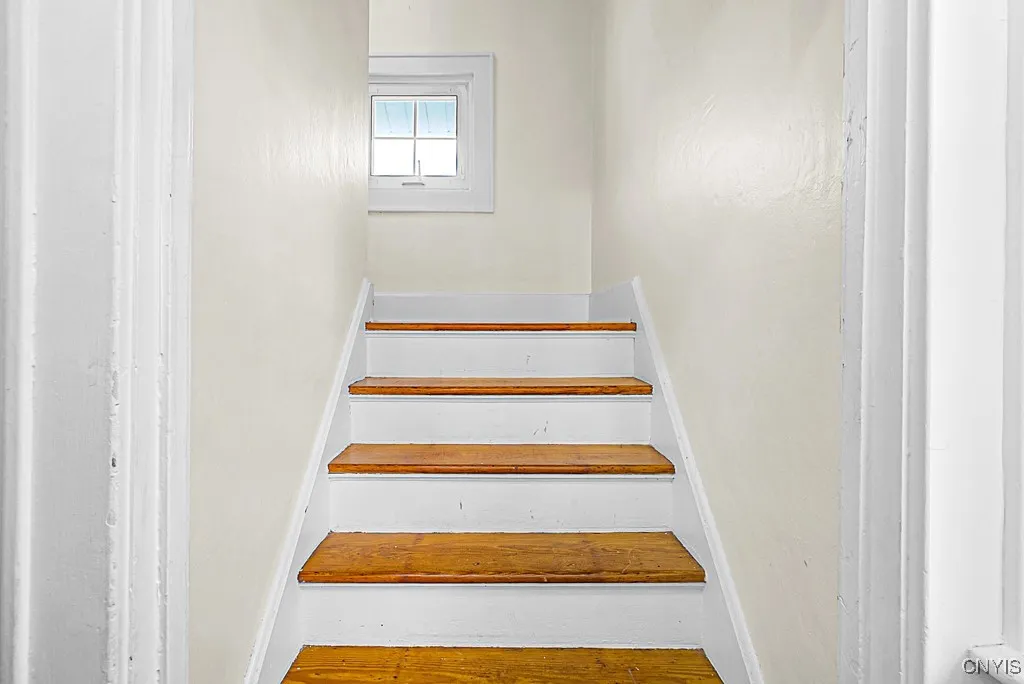 124 Richardson Avenue, Utica, New York 13502, Utica, New York 13502, 3 Bedrooms Bedrooms, 7 Rooms Rooms,1 BathroomBathrooms,Residential,For Sale,124 Richardson Avenue, Utica, New York 13502,S1632790