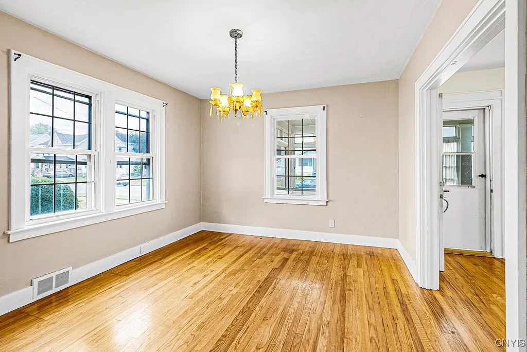 124 Richardson Avenue, Utica, New York 13502, Utica, New York 13502, 3 Bedrooms Bedrooms, 7 Rooms Rooms,1 BathroomBathrooms,Residential,For Sale,124 Richardson Avenue, Utica, New York 13502,S1632790