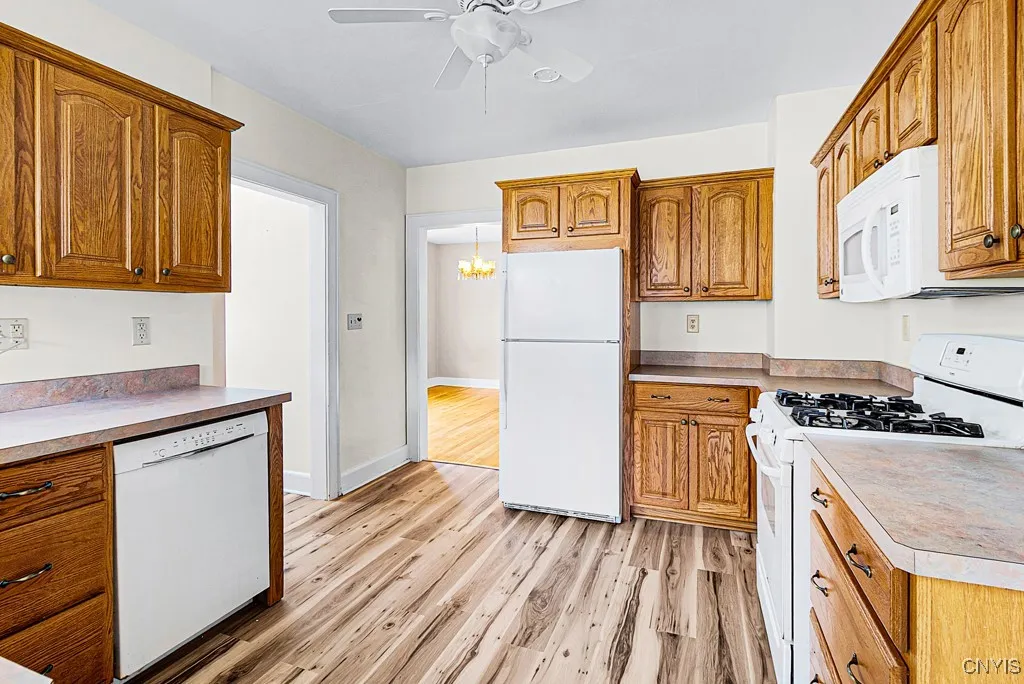 124 Richardson Avenue, Utica, New York 13502, Utica, New York 13502, 3 Bedrooms Bedrooms, 7 Rooms Rooms,1 BathroomBathrooms,Residential,For Sale,124 Richardson Avenue, Utica, New York 13502,S1632790