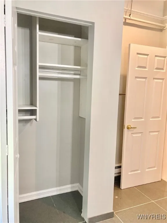 20 Tracy Street 4, Buffalo, New York 14201, Buffalo, New York 14201, 3 Rooms Rooms,1 BathroomBathrooms,Residential Lease,For Rent,20 Tracy Street 4, Buffalo, New York 14201,B1632933