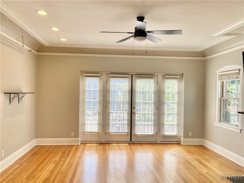 20 Tracy Street 4, Buffalo, New York 14201, Buffalo, New York 14201, 3 Rooms Rooms,1 BathroomBathrooms,Residential Lease,For Rent,20 Tracy Street 4, Buffalo, New York 14201,B1632933