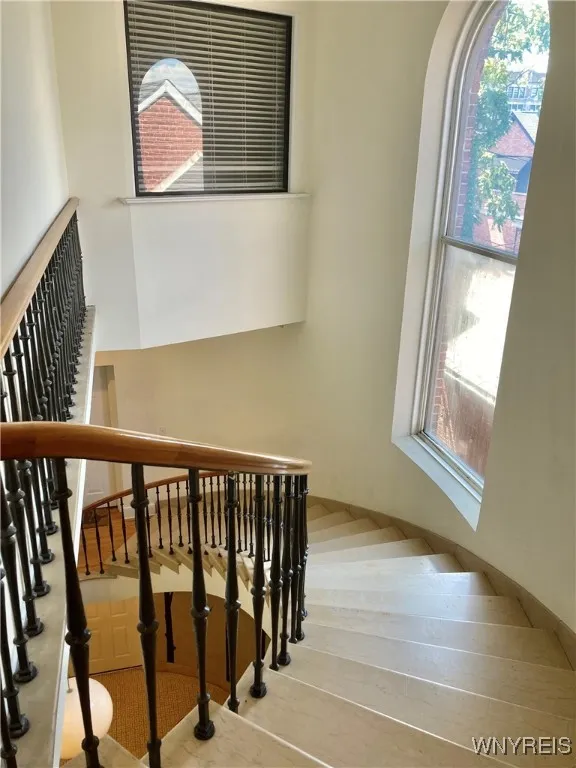20 Tracy Street 4, Buffalo, New York 14201, Buffalo, New York 14201, 3 Rooms Rooms,1 BathroomBathrooms,Residential Lease,For Rent,20 Tracy Street 4, Buffalo, New York 14201,B1632933