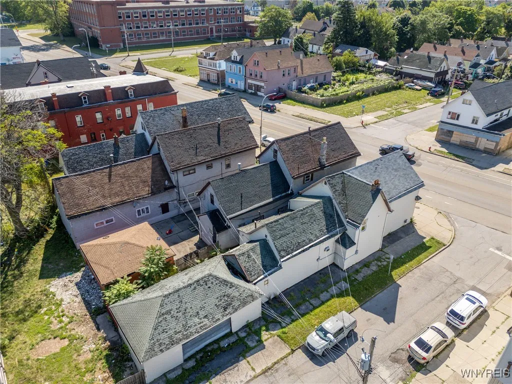 1318 Broadway, Buffalo, New York 14212, Buffalo, New York 14212, 2 Bedrooms Bedrooms, ,Residential,For Sale,1318 Broadway, Buffalo, New York 14212,B1633137
