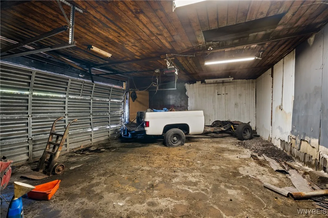1318 Broadway, Buffalo, New York 14212, Buffalo, New York 14212, 2 Bedrooms Bedrooms, ,Residential,For Sale,1318 Broadway, Buffalo, New York 14212,B1633137