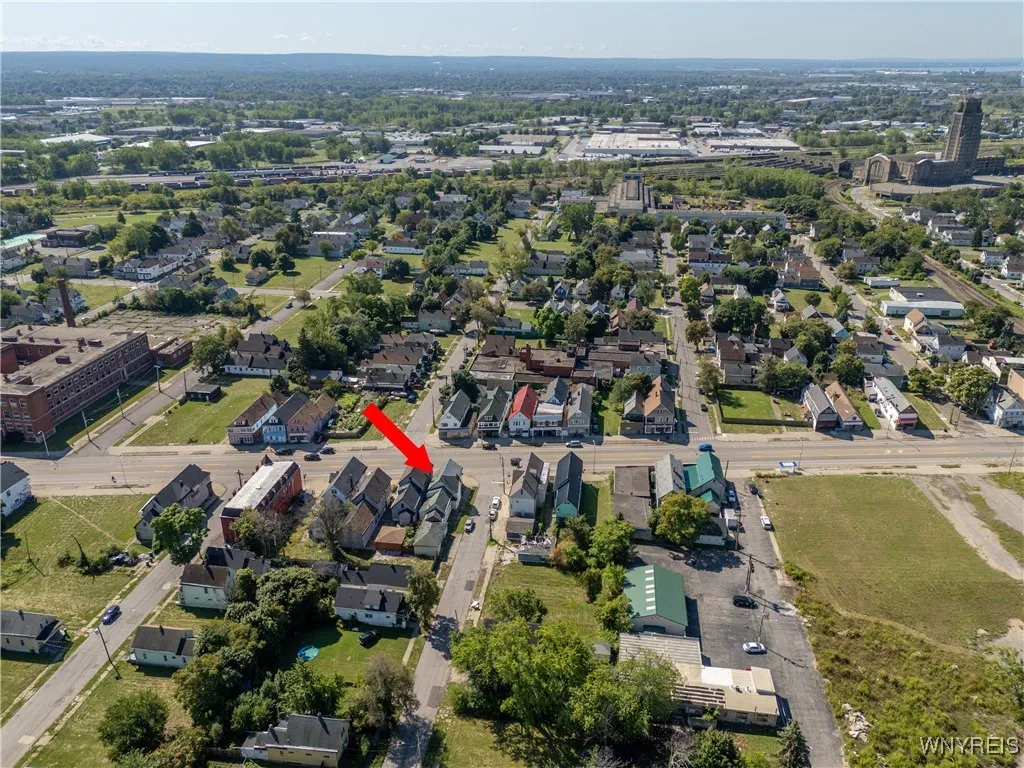 1318 Broadway, Buffalo, New York 14212, Buffalo, New York 14212, 2 Bedrooms Bedrooms, ,Residential,For Sale,1318 Broadway, Buffalo, New York 14212,B1633137
