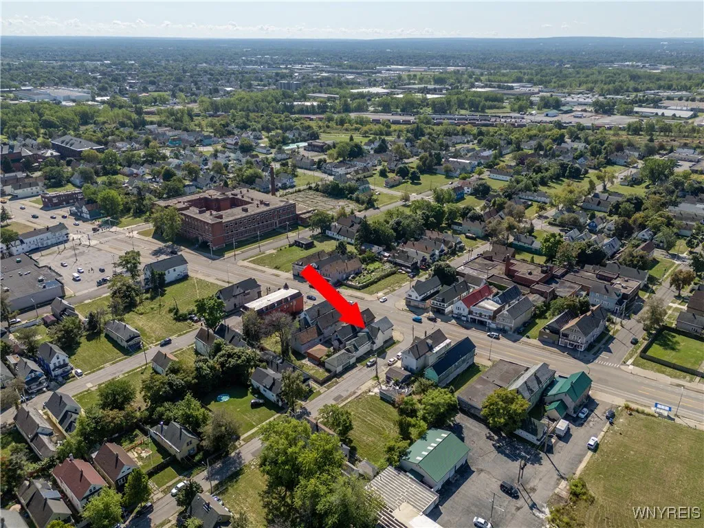 1318 Broadway, Buffalo, New York 14212, Buffalo, New York 14212, 2 Bedrooms Bedrooms, ,Residential,For Sale,1318 Broadway, Buffalo, New York 14212,B1633137