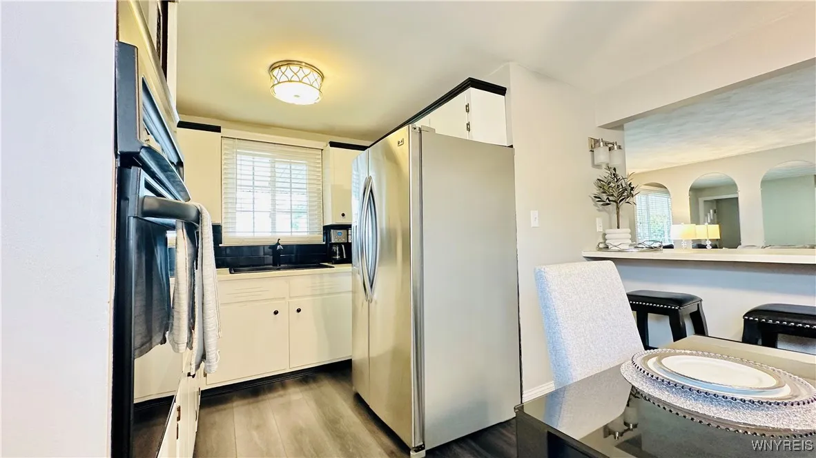 541 27th Street, Niagara Falls, New York 14301, Niagara Falls, New York 14301, 3 Bedrooms Bedrooms, 5 Rooms Rooms,2 BathroomsBathrooms,Residential,For Sale,541 27th Street, Niagara Falls, New York 14301,B1632851
