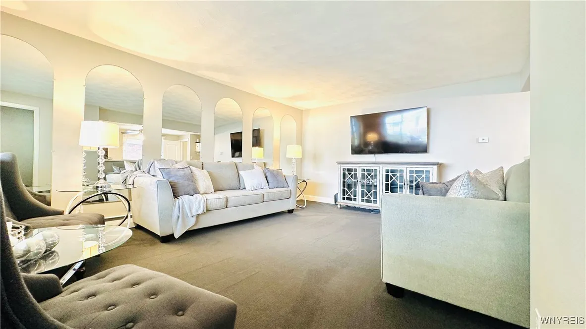 541 27th Street, Niagara Falls, New York 14301, Niagara Falls, New York 14301, 3 Bedrooms Bedrooms, 5 Rooms Rooms,2 BathroomsBathrooms,Residential,For Sale,541 27th Street, Niagara Falls, New York 14301,B1632851