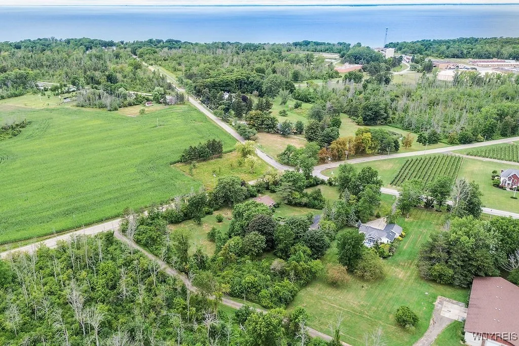 767 Sturgeon Point Road, Evans, New York 14047, Evans, New York 14047, 4 Bedrooms Bedrooms, 9 Rooms Rooms,2 BathroomsBathrooms,Residential,For Sale,767 Sturgeon Point Road, Evans, New York 14047,B1632632