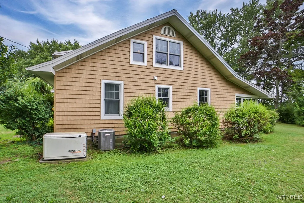 767 Sturgeon Point Road, Evans, New York 14047, Evans, New York 14047, 4 Bedrooms Bedrooms, 9 Rooms Rooms,2 BathroomsBathrooms,Residential,For Sale,767 Sturgeon Point Road, Evans, New York 14047,B1632632