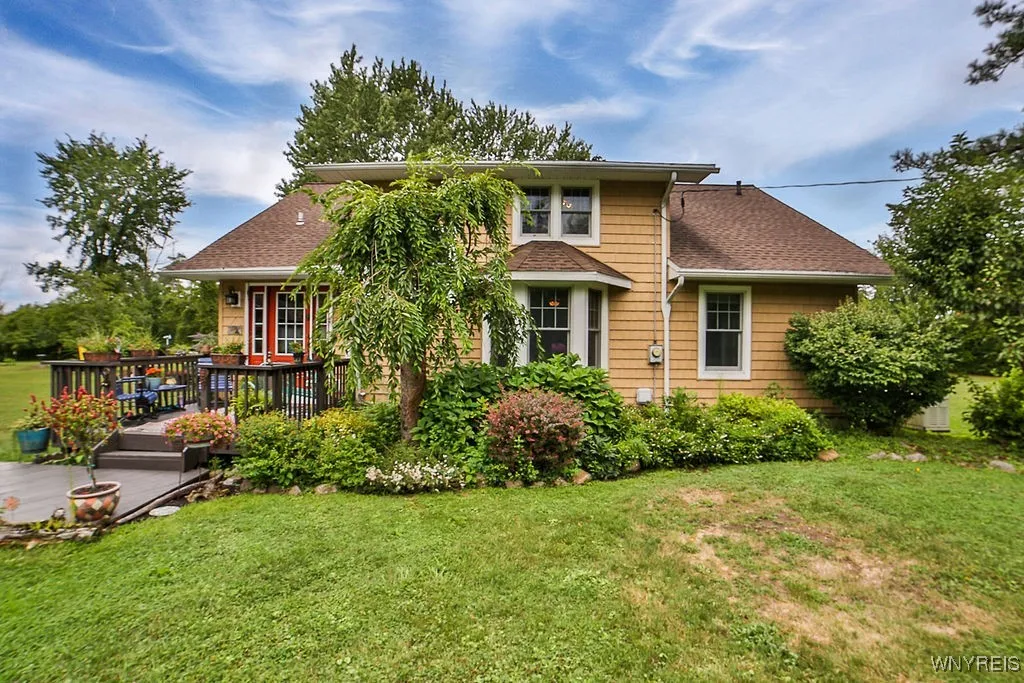 767 Sturgeon Point Road, Evans, New York 14047, Evans, New York 14047, 4 Bedrooms Bedrooms, 9 Rooms Rooms,2 BathroomsBathrooms,Residential,For Sale,767 Sturgeon Point Road, Evans, New York 14047,B1632632