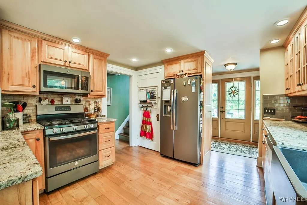 767 Sturgeon Point Road, Evans, New York 14047, Evans, New York 14047, 4 Bedrooms Bedrooms, 9 Rooms Rooms,2 BathroomsBathrooms,Residential,For Sale,767 Sturgeon Point Road, Evans, New York 14047,B1632632