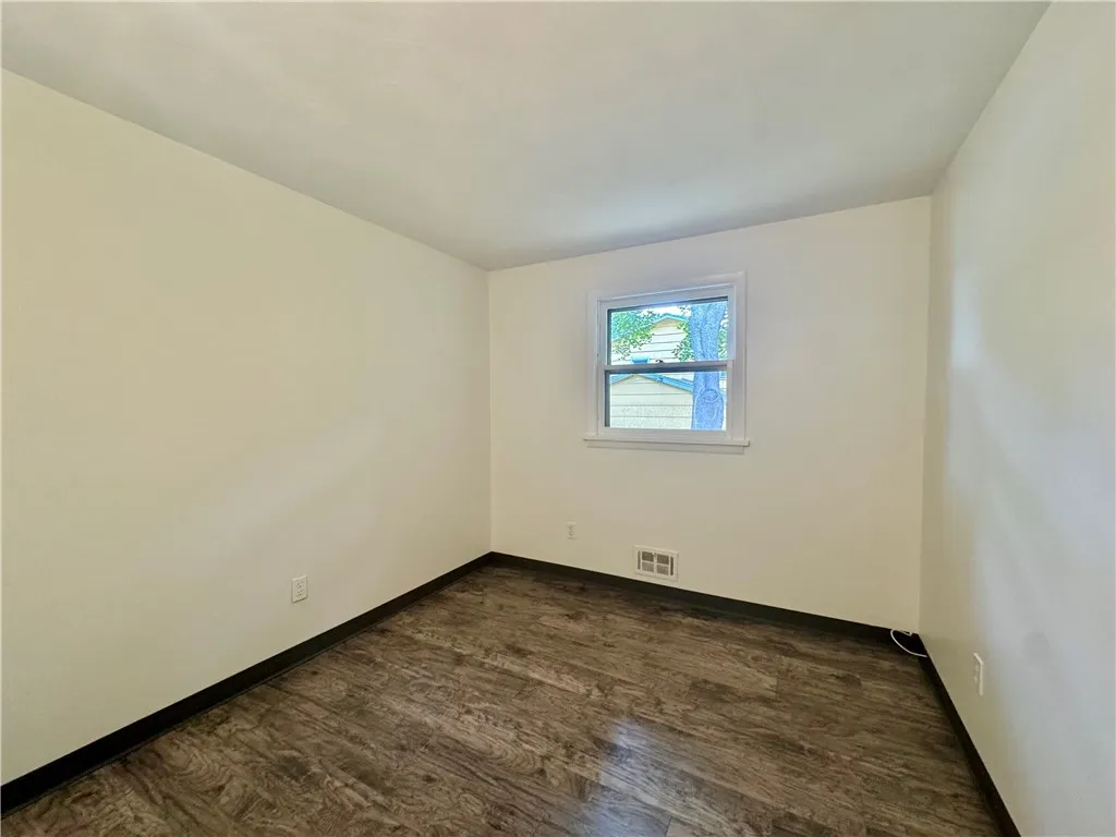292 True Hickory Drive, Greece, New York 14615, Greece, New York 14615, 3 Bedrooms Bedrooms, 6 Rooms Rooms,1 BathroomBathrooms,Residential,For Sale,292 True Hickory Drive, Greece, New York 14615,R1632150