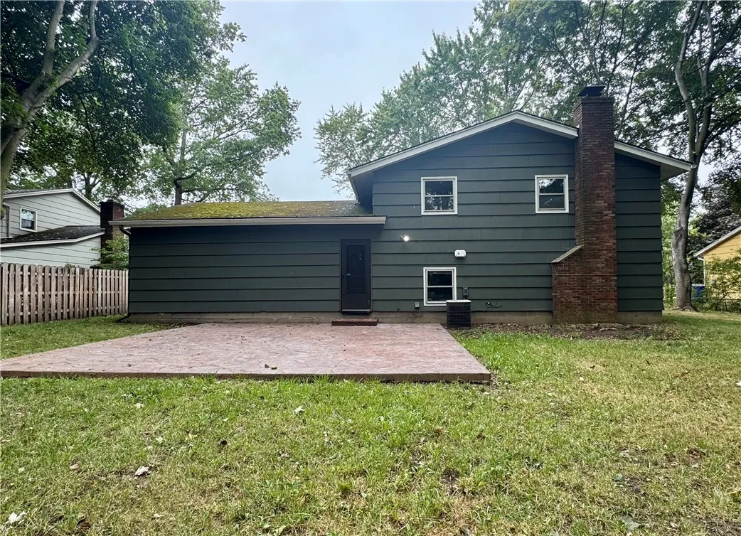 292 True Hickory Drive, Greece, New York 14615, Greece, New York 14615, 3 Bedrooms Bedrooms, 6 Rooms Rooms,1 BathroomBathrooms,Residential,For Sale,292 True Hickory Drive, Greece, New York 14615,R1632150