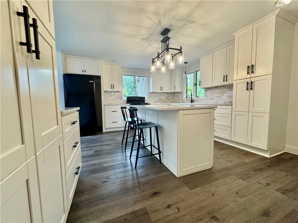 292 True Hickory Drive, Greece, New York 14615, Greece, New York 14615, 3 Bedrooms Bedrooms, 6 Rooms Rooms,1 BathroomBathrooms,Residential,For Sale,292 True Hickory Drive, Greece, New York 14615,R1632150