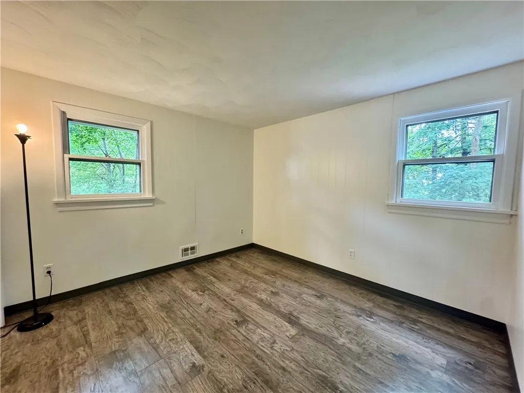 292 True Hickory Drive, Greece, New York 14615, Greece, New York 14615, 3 Bedrooms Bedrooms, 6 Rooms Rooms,1 BathroomBathrooms,Residential,For Sale,292 True Hickory Drive, Greece, New York 14615,R1632150