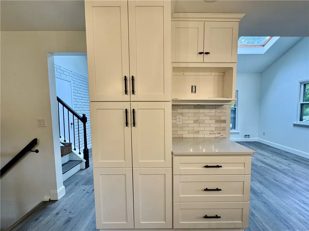 292 True Hickory Drive, Greece, New York 14615, Greece, New York 14615, 3 Bedrooms Bedrooms, 6 Rooms Rooms,1 BathroomBathrooms,Residential,For Sale,292 True Hickory Drive, Greece, New York 14615,R1632150