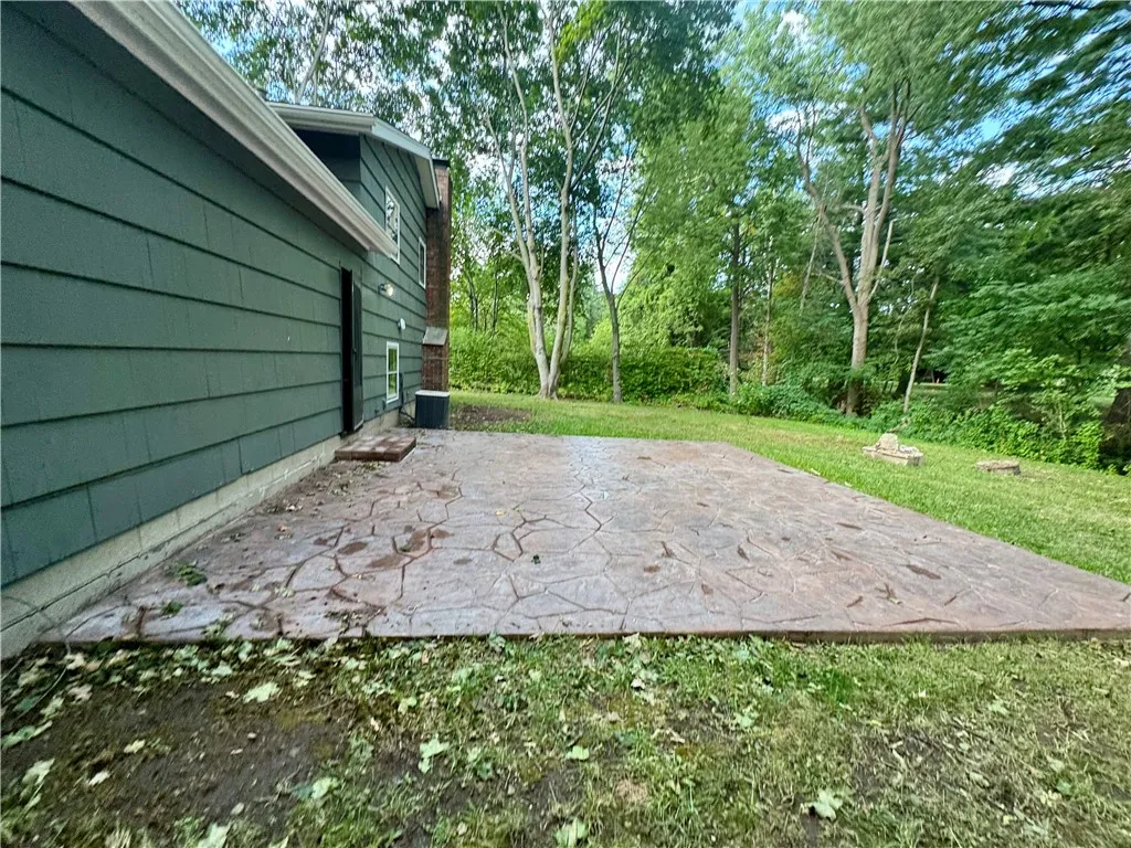 292 True Hickory Drive, Greece, New York 14615, Greece, New York 14615, 3 Bedrooms Bedrooms, 6 Rooms Rooms,1 BathroomBathrooms,Residential,For Sale,292 True Hickory Drive, Greece, New York 14615,R1632150