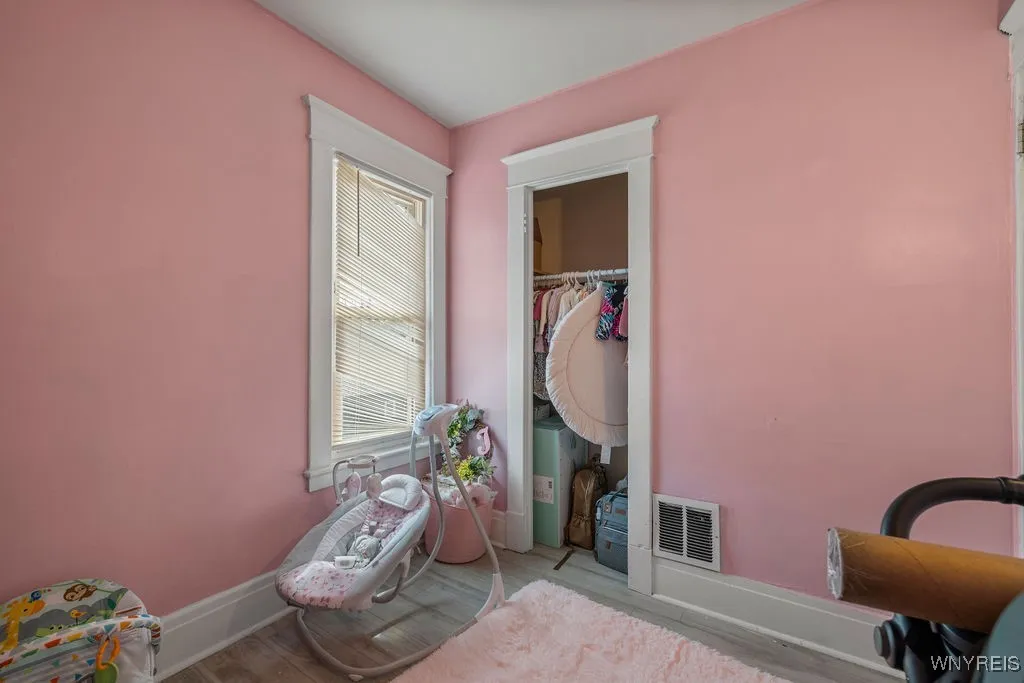 113 Woodside Avenue, Buffalo, New York 14220, Buffalo, New York 14220, 6 Bedrooms Bedrooms, ,2 BathroomsBathrooms,Residential,For Sale,113 Woodside Avenue, Buffalo, New York 14220,B1632964