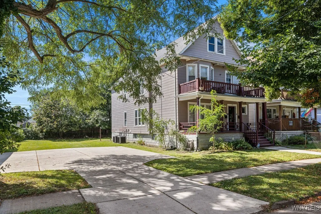 113 Woodside Avenue, Buffalo, New York 14220, Buffalo, New York 14220, 6 Bedrooms Bedrooms, ,2 BathroomsBathrooms,Residential,For Sale,113 Woodside Avenue, Buffalo, New York 14220,B1632964