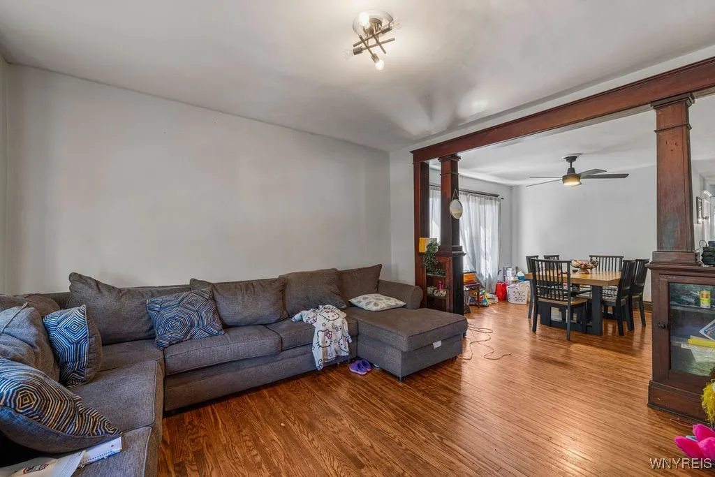 113 Woodside Avenue, Buffalo, New York 14220, Buffalo, New York 14220, 6 Bedrooms Bedrooms, ,2 BathroomsBathrooms,Residential,For Sale,113 Woodside Avenue, Buffalo, New York 14220,B1632964