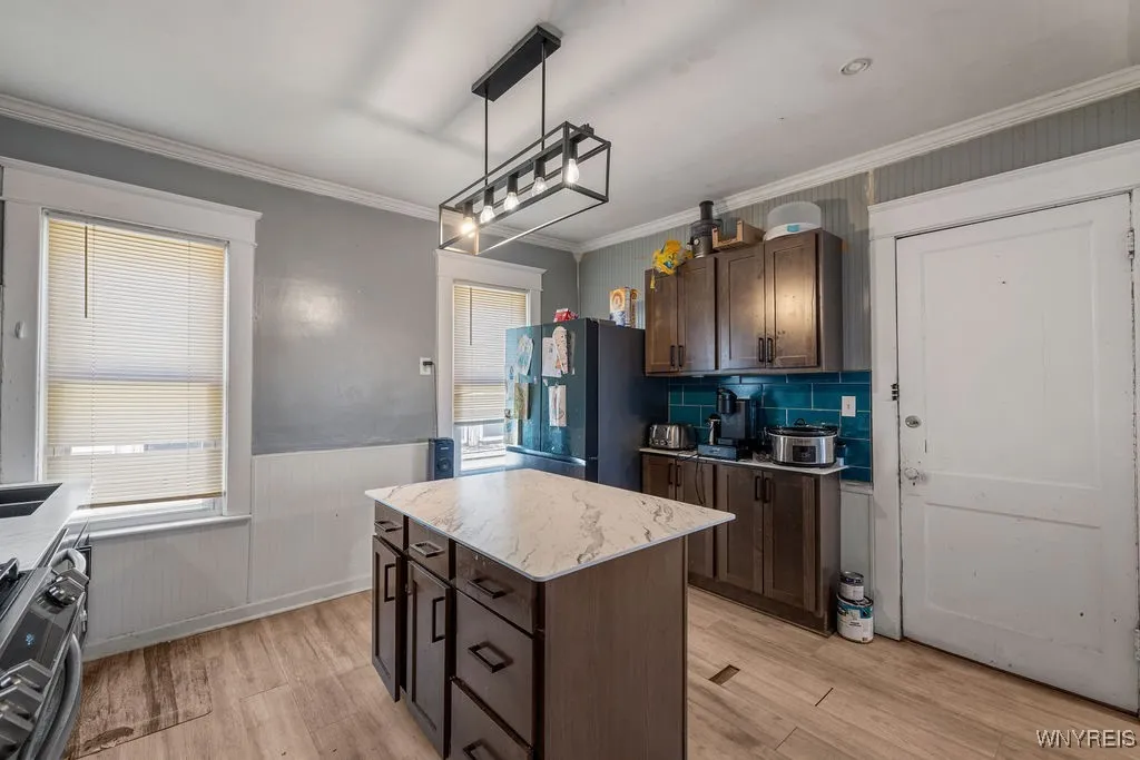 113 Woodside Avenue, Buffalo, New York 14220, Buffalo, New York 14220, 6 Bedrooms Bedrooms, ,2 BathroomsBathrooms,Residential,For Sale,113 Woodside Avenue, Buffalo, New York 14220,B1632964