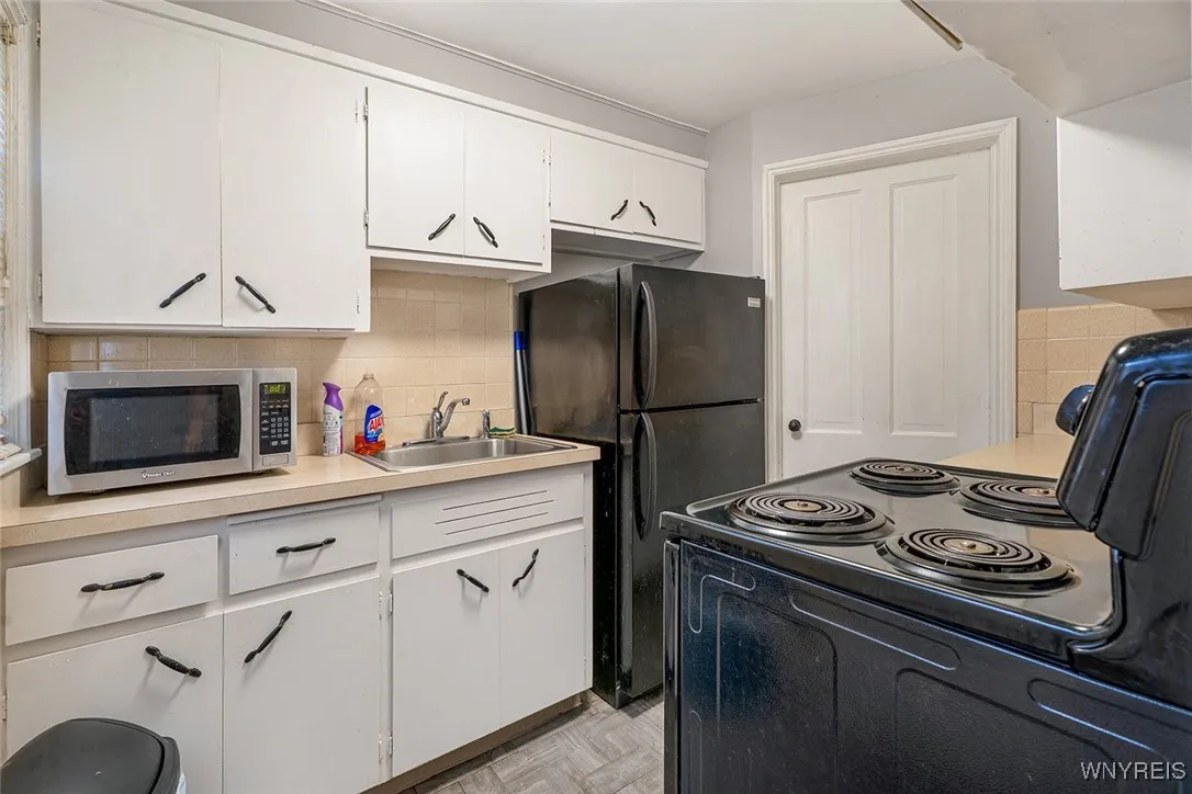 145 Kenview Avenue, Tonawanda, New York 14217, Tonawanda, New York 14217, 4 Bedrooms Bedrooms, ,2 BathroomsBathrooms,Residential,For Sale,145 Kenview Avenue, Tonawanda, New York 14217,B1633127