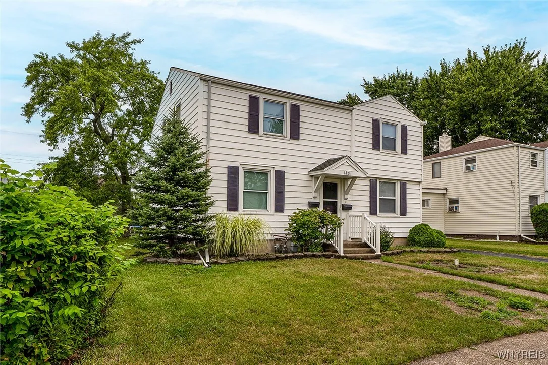 145 Kenview Avenue, Tonawanda, New York 14217, Tonawanda, New York 14217, 4 Bedrooms Bedrooms, ,2 BathroomsBathrooms,Residential,For Sale,145 Kenview Avenue, Tonawanda, New York 14217,B1633127