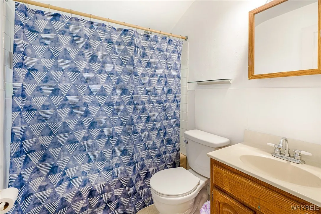 145 Kenview Avenue, Tonawanda, New York 14217, Tonawanda, New York 14217, 4 Bedrooms Bedrooms, ,2 BathroomsBathrooms,Residential,For Sale,145 Kenview Avenue, Tonawanda, New York 14217,B1633127
