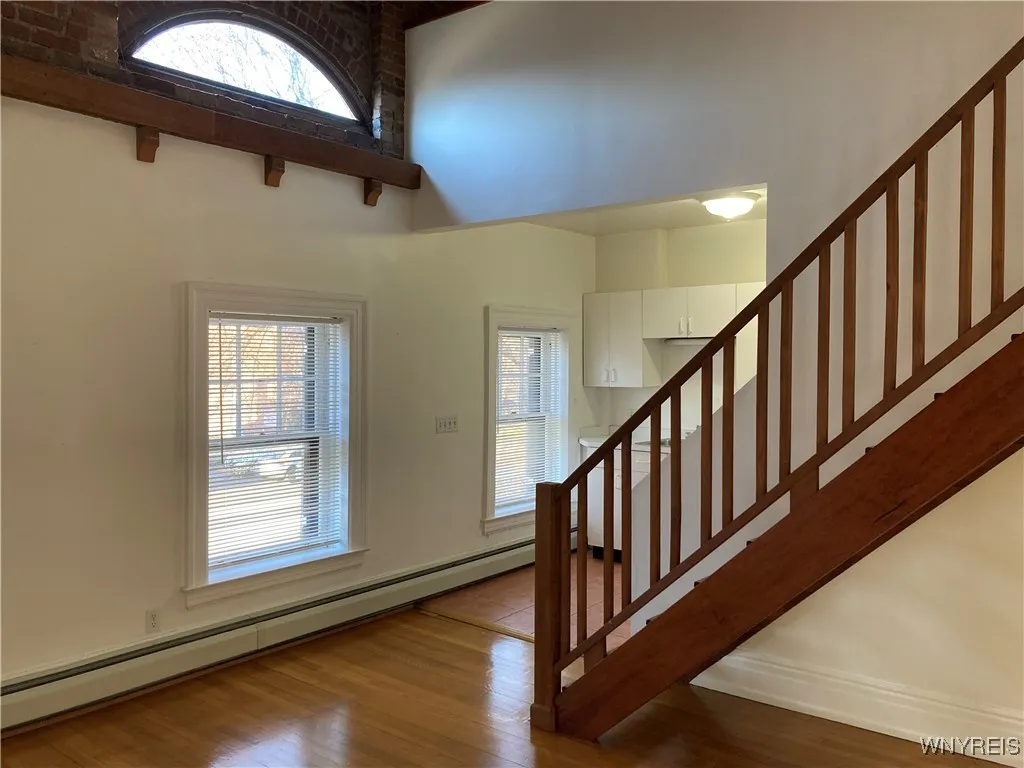 451 Franklin Street 2, Buffalo, New York 14202, Buffalo, New York 14202, 1 Bedroom Bedrooms, 4 Rooms Rooms,1 BathroomBathrooms,Residential Lease,For Rent,451 Franklin Street 2, Buffalo, New York 14202,B1632131