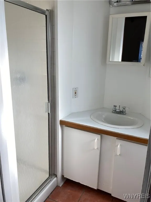 451 Franklin Street 2, Buffalo, New York 14202, Buffalo, New York 14202, 1 Bedroom Bedrooms, 4 Rooms Rooms,1 BathroomBathrooms,Residential Lease,For Rent,451 Franklin Street 2, Buffalo, New York 14202,B1632131