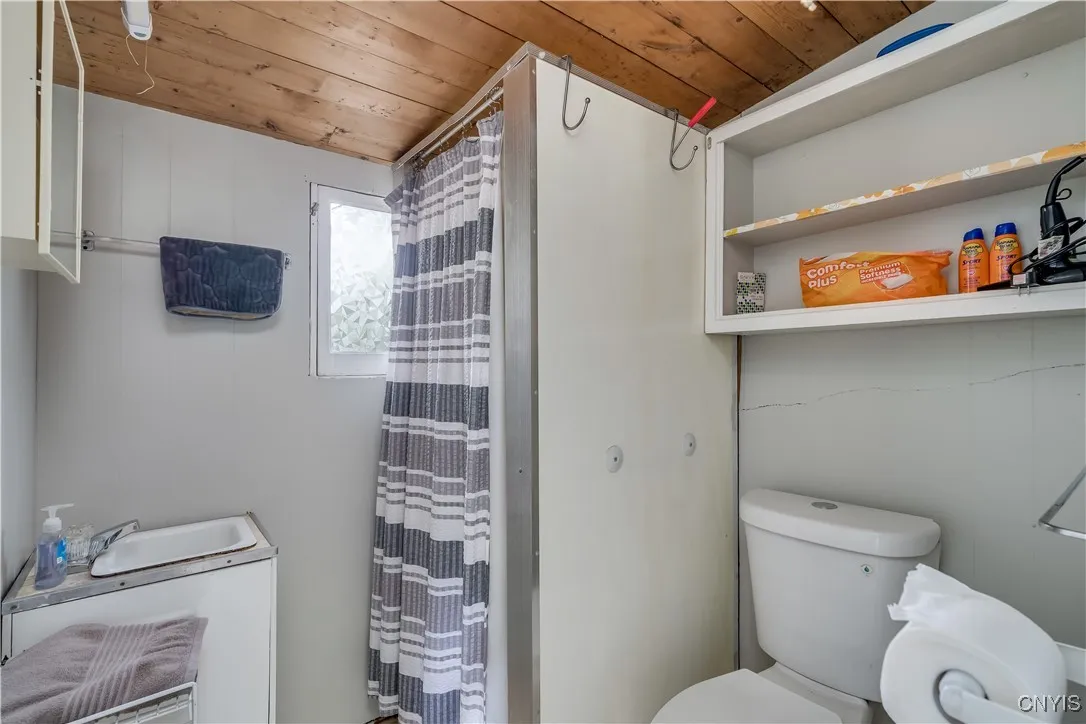 46931 Carnegie Bay Road, Alexandria, New York 1360, Alexandria, New York 13607, 14 Bedrooms Bedrooms, 36 Rooms Rooms,8 BathroomsBathrooms,Residential,For Sale,46931 Carnegie Bay Road, Alexandria, New York 1360,S1633042