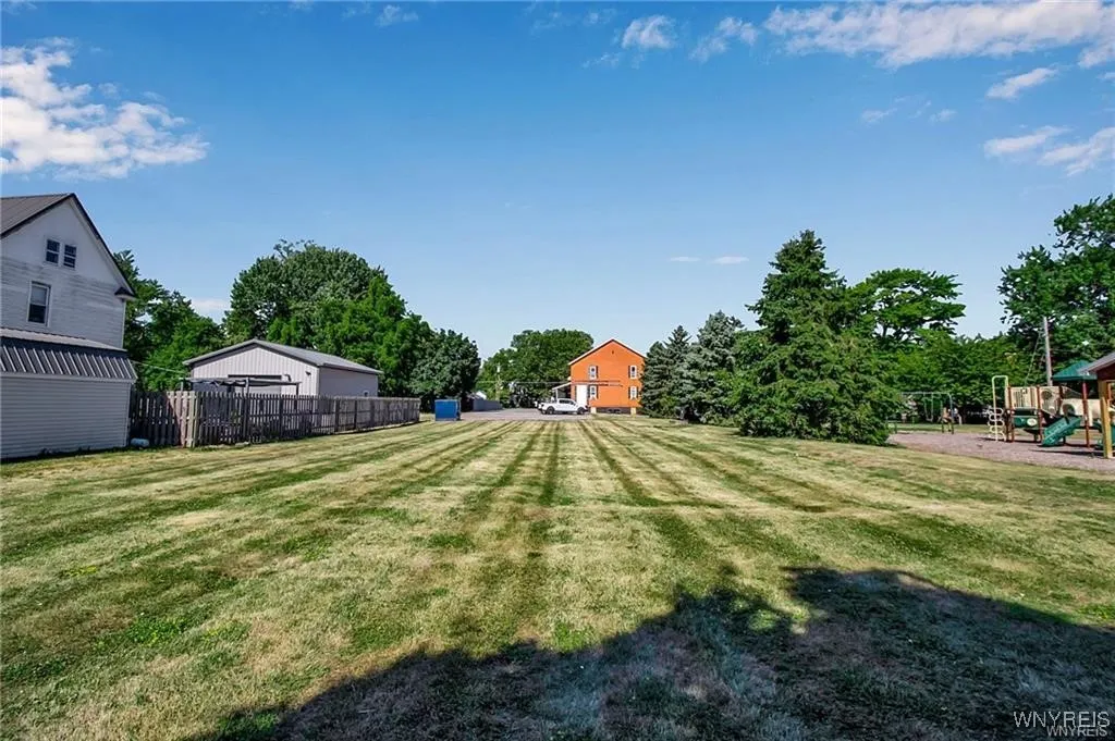 1693 Quaker Road, Somerset, New York 14012, Somerset, New York 14012, 1 Bedroom Bedrooms, 5 Rooms Rooms,1 BathroomBathrooms,Residential,For Sale,1693 Quaker Road, Somerset, New York 14012,B1627825