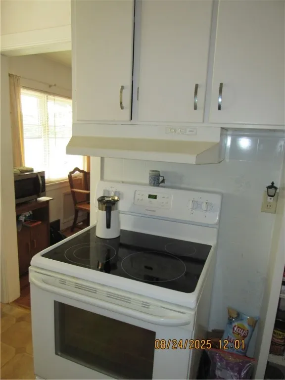 452 West Avenue, Arcadia, New York 14513, Arcadia, New York 14513, 2 Bedrooms Bedrooms, 5 Rooms Rooms,1 BathroomBathrooms,Residential,For Sale,452 West Avenue, Arcadia, New York 14513,R1632983