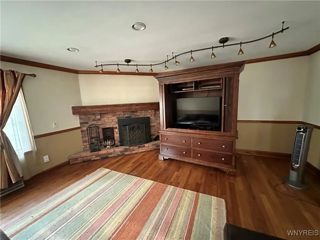 60 Chapel, Amherst, New York 14221, Amherst, New York 14221, 6 Bedrooms Bedrooms, 12 Rooms Rooms,3 BathroomsBathrooms,Residential,For Sale,60 Chapel, Amherst, New York 14221,B1633149