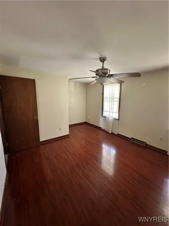 60 Chapel, Amherst, New York 14221, Amherst, New York 14221, 6 Bedrooms Bedrooms, 12 Rooms Rooms,3 BathroomsBathrooms,Residential,For Sale,60 Chapel, Amherst, New York 14221,B1633149