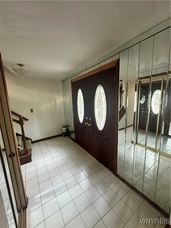 60 Chapel, Amherst, New York 14221, Amherst, New York 14221, 6 Bedrooms Bedrooms, 12 Rooms Rooms,3 BathroomsBathrooms,Residential,For Sale,60 Chapel, Amherst, New York 14221,B1633149