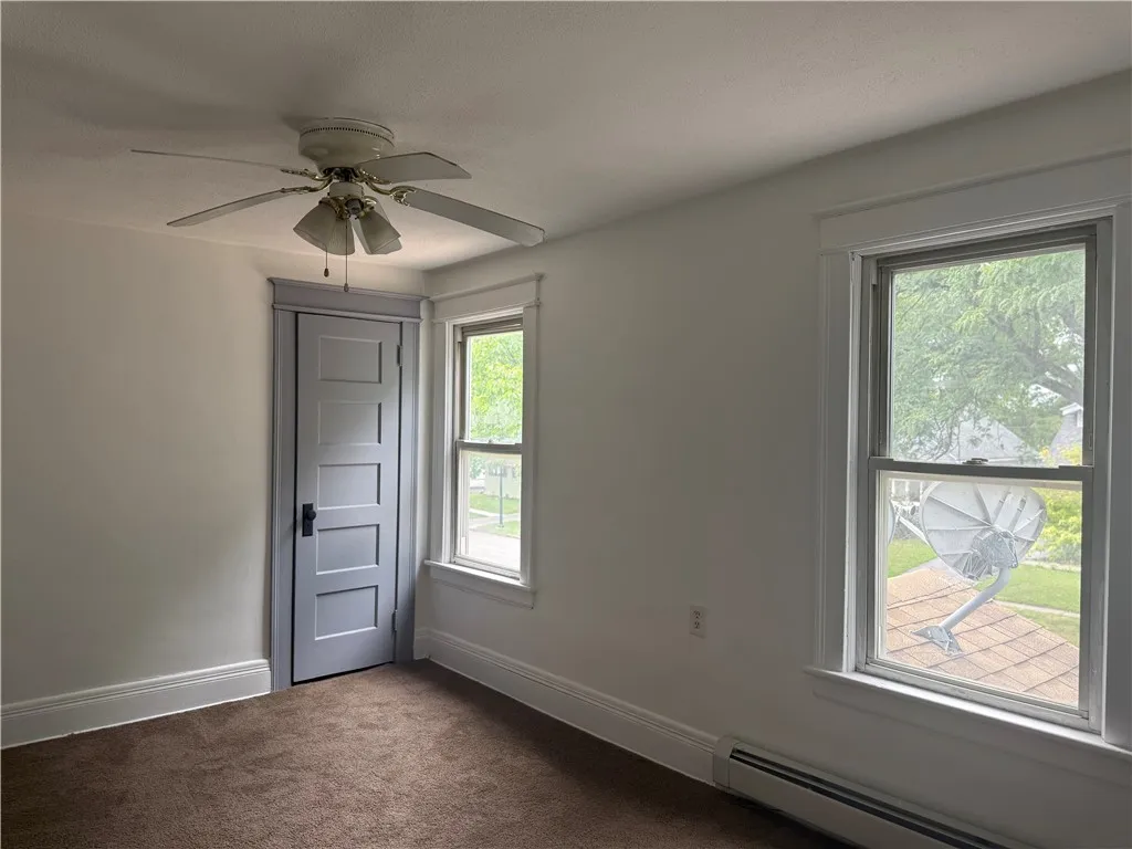 306 Curlew Street, Rochester, New York 14613, Rochester, New York 14613, 3 Bedrooms Bedrooms, 7 Rooms Rooms,1 BathroomBathrooms,Residential,For Sale,306 Curlew Street, Rochester, New York 14613,R1633135