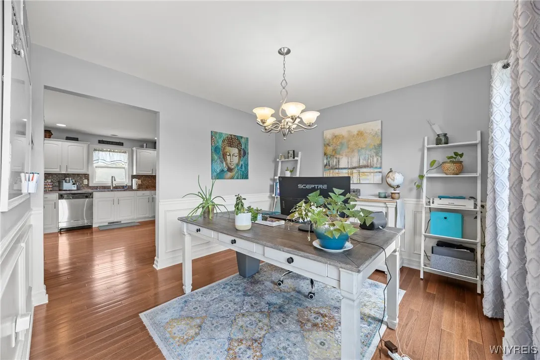 7139 Shawnee Road, Wheatfield, New York 14120, Wheatfield, New York 14120, 4 Bedrooms Bedrooms, 10 Rooms Rooms,2 BathroomsBathrooms,Residential,For Sale,7139 Shawnee Road, Wheatfield, New York 14120,B1632064
