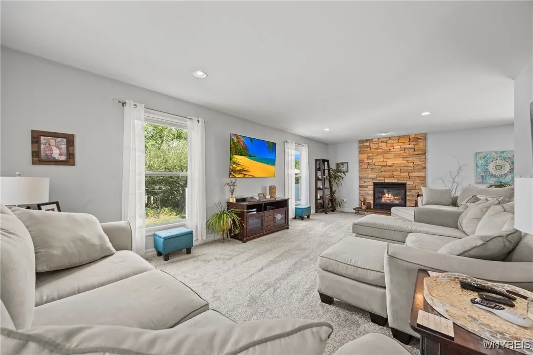 7139 Shawnee Road, Wheatfield, New York 14120, Wheatfield, New York 14120, 4 Bedrooms Bedrooms, 10 Rooms Rooms,2 BathroomsBathrooms,Residential,For Sale,7139 Shawnee Road, Wheatfield, New York 14120,B1632064