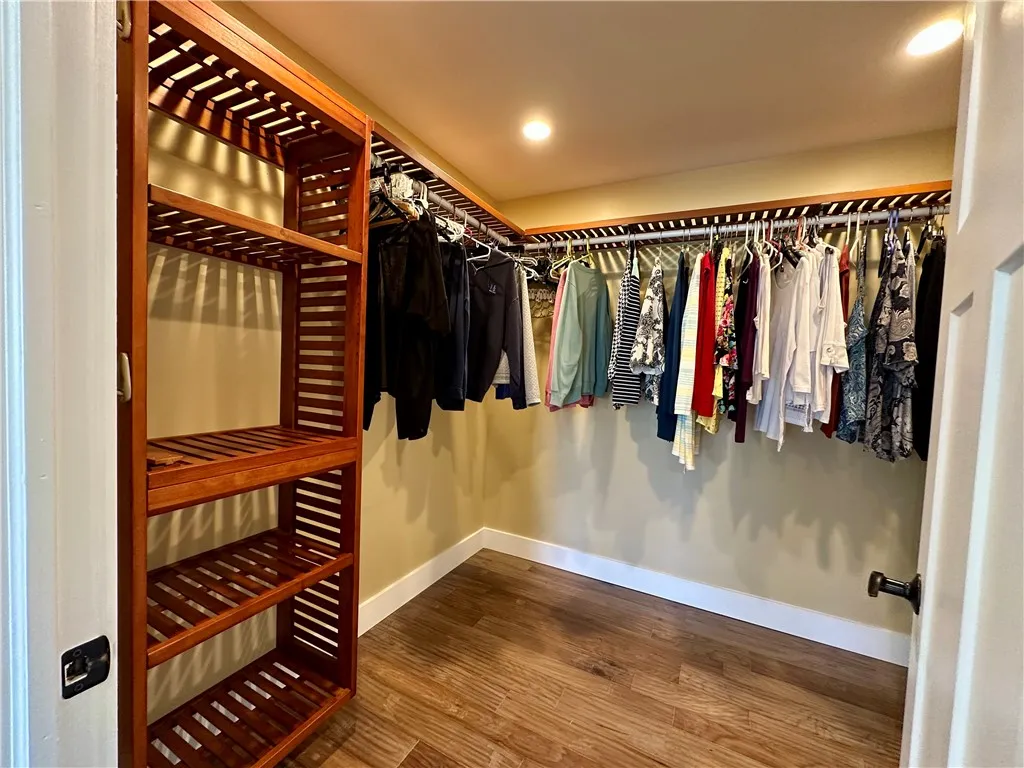 walk-in closet