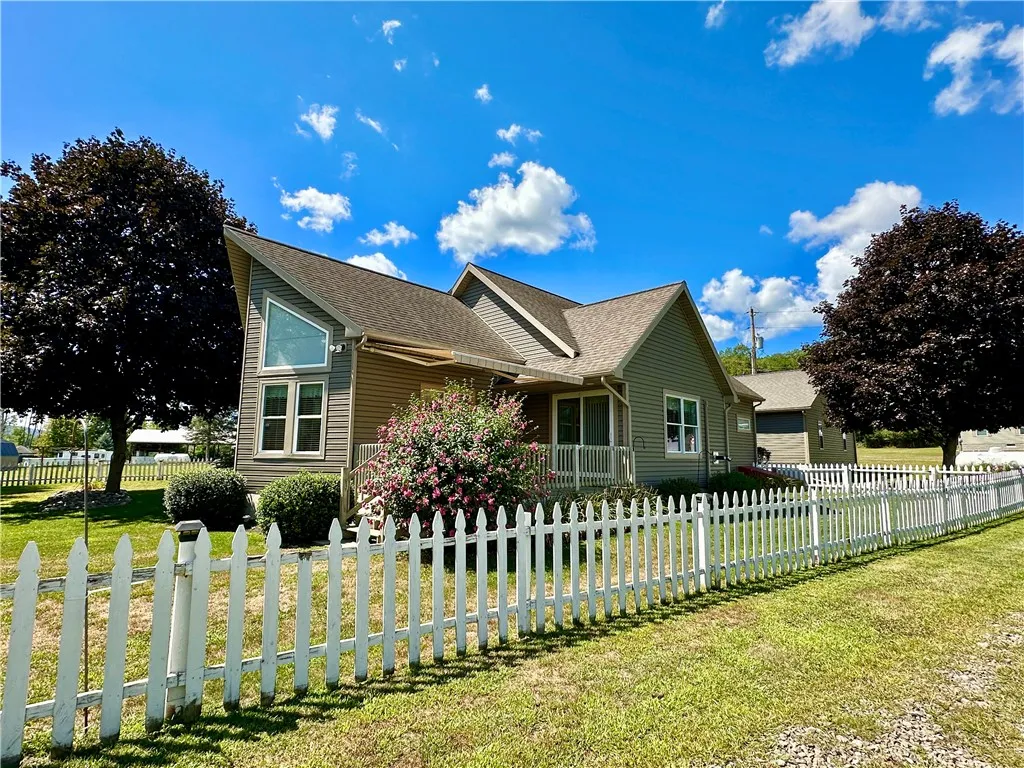 3046 Wood Road, Orange, New York 14815, Orange, New York 14815, 2 Bedrooms Bedrooms, 7 Rooms Rooms,2 BathroomsBathrooms,Residential,For Sale,3046 Wood Road, Orange, New York 14815,0,R1633116