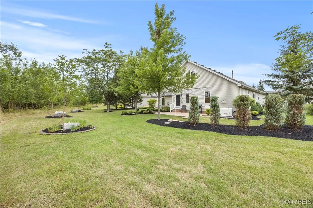 148 Parwood Trail, Cheektowaga, New York 14043, Cheektowaga, New York 14043, 3 Bedrooms Bedrooms, 6 Rooms Rooms,2 BathroomsBathrooms,Residential,For Sale,148 Parwood Trail, Cheektowaga, New York 14043,0,B1632505