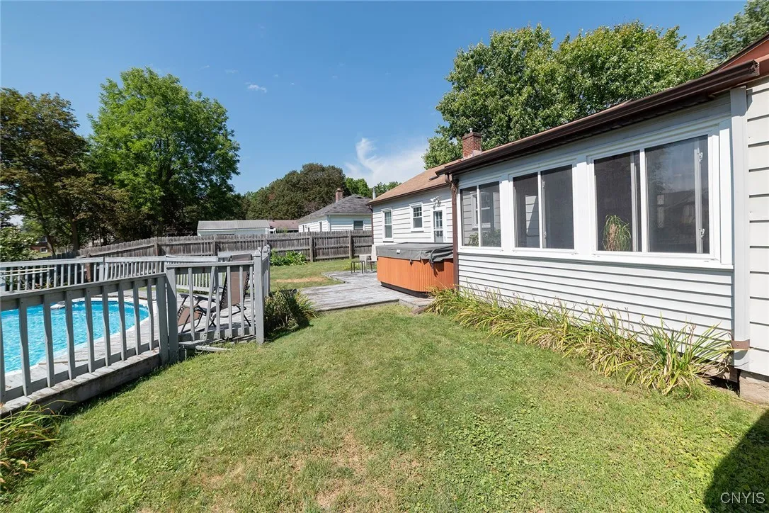 113 Kenneth Road, Camillus, New York 13031, Camillus, New York 13031, 3 Bedrooms Bedrooms, 8 Rooms Rooms,1 BathroomBathrooms,Residential,For Sale,113 Kenneth Road, Camillus, New York 13031,S1632988