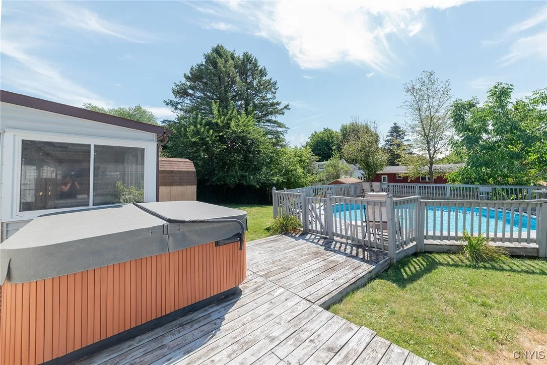 113 Kenneth Road, Camillus, New York 13031, Camillus, New York 13031, 3 Bedrooms Bedrooms, 8 Rooms Rooms,1 BathroomBathrooms,Residential,For Sale,113 Kenneth Road, Camillus, New York 13031,S1632988