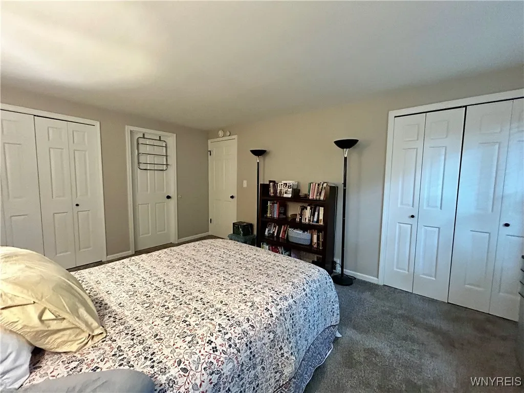 1340 Maple Road 5, Amherst, New York 14221, Amherst, New York 14221, 2 Bedrooms Bedrooms, 5 Rooms Rooms,1 BathroomBathrooms,Residential,For Sale,1340 Maple Road 5, Amherst, New York 14221,B1633026
