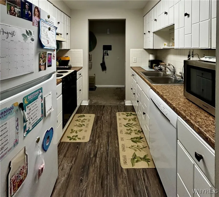 1340 Maple Road 5, Amherst, New York 14221, Amherst, New York 14221, 2 Bedrooms Bedrooms, 5 Rooms Rooms,1 BathroomBathrooms,Residential,For Sale,1340 Maple Road 5, Amherst, New York 14221,B1633026
